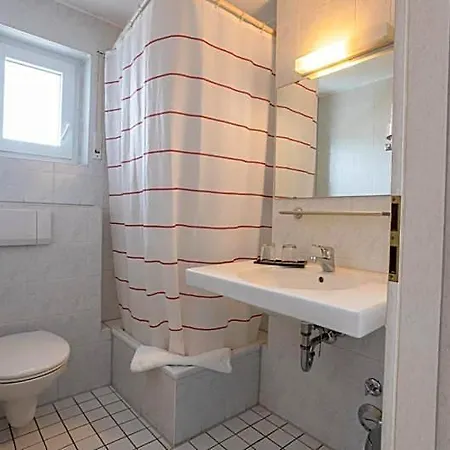 Freihof 3*