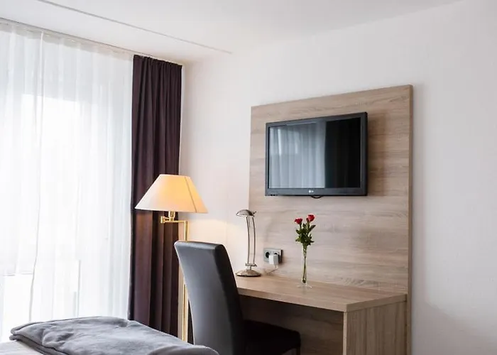 Freihof 3* Stuttgart