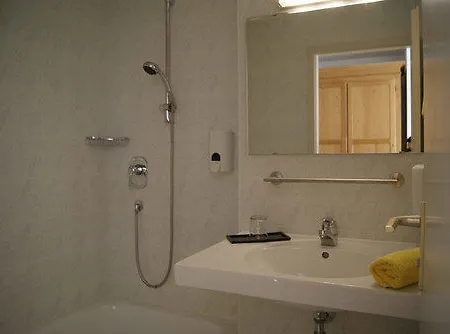 Freihof 3* שטוטגרט